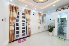 Bán nhà 4 tầng ngay trung tâm bình thạnh giá chỉ hơn 2 tỷ.