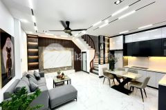 Chính chủ bán nhà giáp nhất nhân chính thanh xuân mới cóng,cách 1 nhà ra mặt phố,chỉ 4.8 tỷ.