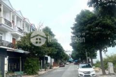 Nhà d13 phúc đạt giá rẻ