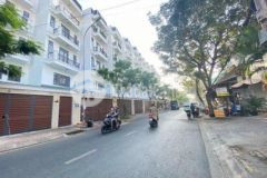 Nha chinh chu ngay trung tâm tp tân an shr