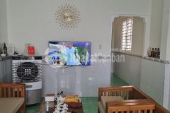 Bán nhà hxh quốc lộ 13, bình thạnh, 80m2, cách mặt tiền đúng 1 căn nhà, ngang 4m