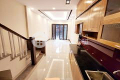 Bán nhà phú diễn vị trí đẹp 40m2 5 tầng ô tô tránh 10m 4.15 tỷ