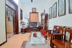 Bán nhà 50m2, mt 7.5m, lô góc 2 thoáng, phố thụy khuê, tây hồ. lh soái nguyễn 0967356298.