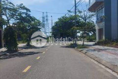 Bán đất sơn trà tặng nhà siêu xinh lô góc kinh doanh tốt