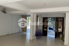 Cho thuê nhà mp quảng khánh, mặt hồ tây 180m 70m x 5 tầng mặt tiền 7m