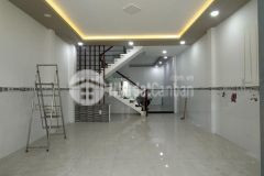 Cô chủ cần bán nhà 2 tầng 55m2 hẻm 6m thông hàng hiếm tân phú chỉ 4,5 tỷ.