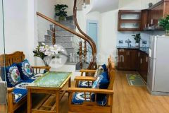 Giá chỉ 2.6 tỷ nhà mới 4 tầng tân mai 50 ra ô tô tránh