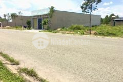 Bán lô đất đẹp xung quanh có dân cư đông vị trí đẹp