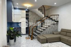 Tứ hiệp 43m 5 tầng 3.45 tỷ ngõ xe ba gác chủ nhà hiền lành tử tế