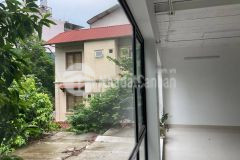 Cho thuê nhà mp xuân diệu tổng dtich sử dụng 400m2 2 hầm, mặt tiền 10m có sân vườn