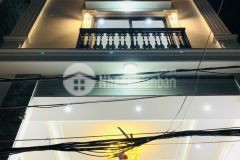 Bán nhà thạch bàn, 6 tầng 40m2, mt 6m, gần ôtô, nhỉnh 3 tỷ.