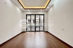 Bán nhà tư đình long biên 35mx5t giá 3.6 tỷ ngõ thông full nội thất 0352163259.