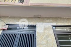 Tôi cc cần bán gấp căn nhà xây mới tại tổ 5 yên nghĩa.cách đường ô tô chỉ 10m.30m2 x 4 tầng