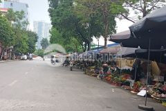 Tôi cần bán gấp mảnh đất vàng phố mai dịch 80m2, lô góc, kinh doanh, 2 ô tô tránh