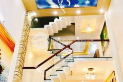 Bán nhà gấp gò vấp, đẹp lung linh, 5 tầng, 58m2, giá tốt, xe hơi nằm trong nhà