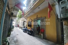 Bán nhà trung tâm hai bà trưng,ngõ to, mặt tiền rộng, gần ôtô.0948188777