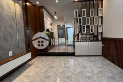 Chủ nhà phá sản bán gấp nhà lạc long quân cầu giấy 35m2 5 tầng xây mới full nội thất