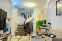 Bán nhà đội cấn, ba đình 35m2x5t nhỉnh 4 tỷ