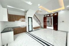 1 35tỷ có nhà 3tầng ngõ ô tô gần cầu mai lĩnh