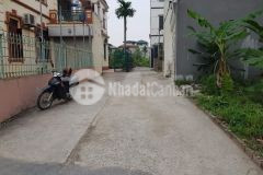 Bán lô đất thổ cư xóm 7 đông dư, gia lâm. đường ô tô 7 chỗ vào tận đất, 2 ngõ trước và sau.