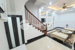 Bán nhà đẹp lô góc cạnh royal city nguyễn trãi láng 36m 6 tầng 5.8 tỷ