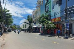 Mặt tiền trần cao vân kinh doanh tốt sinh lợi nhuận cao