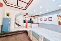 Bán nhà phố nguyễn đình hoàn 45m2 5 tầng mt 6m