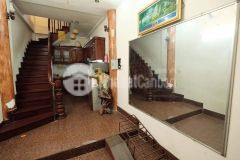 Cần bán nhà 5t ngọc thụy 25m, giá 1.9tỷ.