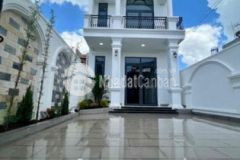 Nhà mái thái gần aeon tp mới