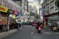 Bán nhà hẻm xe hơi chỉ 100trm2, cách chợ tân bình 500m. cho thuê 15trtháng