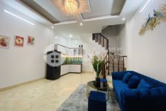 Bán nhà ngõ phố giáp nhị, thịnh liệt, sđcc, 33m2, 5 tầng, 3.55 tỷ. 0972369499