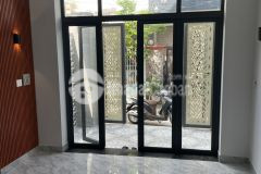 Nhà bán đường lã xuân oai, 58m2, 3 tầng, xe hơi ngủ trong nhà