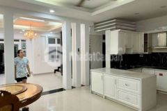 Nhà 4 tầng mặt tiền đường số 48 p tân phong q7