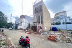 Cần tiền bán gấp lô đất đẹp trong khu song ngữ lạc hồng giá