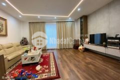 Bán nhà phân lô khuất duy tiến, mt to, vỉa hè, ô tô tránh, vị trí đẹp, kinh doanh.