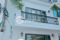 Bán nhà mới đẹp lung linh, hẻm xe hơi đường thích quảng đức, p.5, bình thạnh, tp. hcm. giá 4,95 tỷ