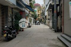 Bán nhà kim đồng 42m2 5 tầng mt 4m ngõ ô tô