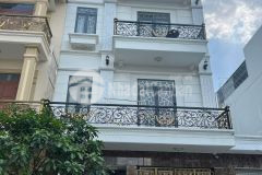 Bán gấp nhà tch 10, q.12, 82m2, 4 tầng, đẹp như lâu đài, chỉ 9.5 tỷ tl. lh 0902462994