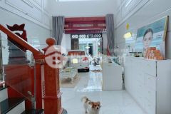 Bán nhà 3 lầu đẹp hxt 10m lê đức thọ,104m24x26, kd tốt, kdc sầm uất, 8.5 tỷ.