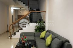 Cho thuê nhà 3 tầng thái thị bôi, mới 100