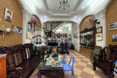 Bán nhà thái hà, đống đa, dt 69m5t, nhỉnh 5 tỷ, 0978 898285