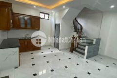 Nhà quan hoa mới đẹp cầu giấy 30m2 5 tầng chỉ nhỉnh 4 tỷ 1 xíu