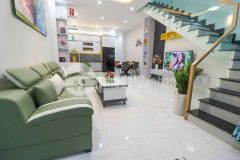 Kim giang mặt ngõ 38m 6 tầng 4.89 tỷ