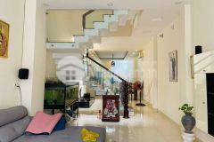 Cực hot ngang gần 5m nở hậu hxh cách mặt tiền 20m kha vạn cân 4 tầng 5pn thủ đức.chỉ h