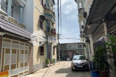 Nhà sát mặt tiền hiệp thành quận 12 54m2 4 tầng gần chợ.