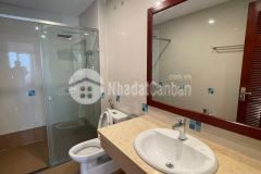 Bán nhà hoa lâm, việt hưng 30 m2,tiện ích, gần ô tô, ở sướng