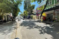 Cần tiền bán nhà thanh khê trường chinh 65m2 x 5m chỉ 1 tỷ 8