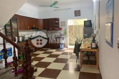 Bán nhà dịch vọng hậu, ở vip, an sinh đỉnh, 48m, giá 4.3 tỷ.