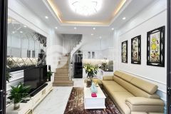 Nhà siêu hiếm nguyễn trãi cách mặt đường nguyễn trãi 50m giá 4.3 tỷ 100trm2