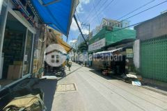 Bán đất tặng nhà cấp 4.mặt tiền kinh doanh